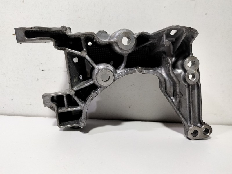 Recambio de soporte alternador para citroën berlingo (er_, ec_) 1.5 bluehdi 130 (ecyhzj, ecyhzr) referencia OEM IAM 9808696680  