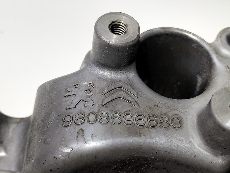 Recambio de soporte alternador para citroën berlingo (er_, ec_) 1.5 bluehdi 130 (ecyhzj, ecyhzr) referencia OEM IAM 9808696680  