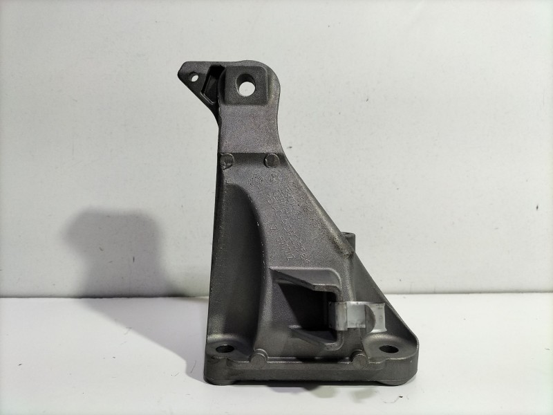 Recambio de soporte motor para bmw serie 1 berlina (e81/e87) 120d referencia OEM IAM 221167819160  