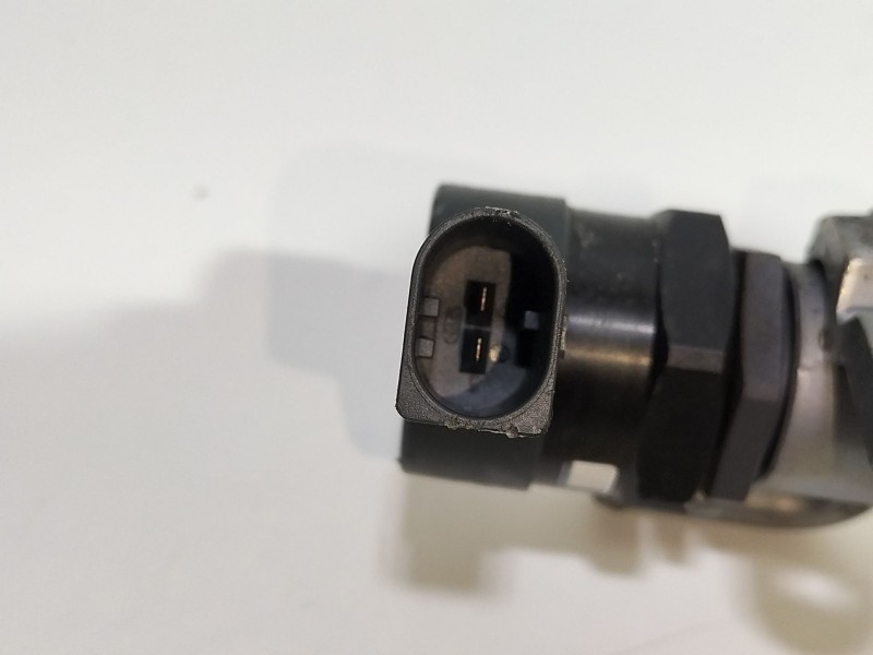 Recambio de rampa inyectora para mercedes-benz clase e (w211) e 320 (211.065) referencia OEM IAM A6420700495  