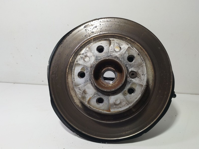 Recambio de mangueta trasera derecha para bmw 3 (f30, f80) 318 d referencia OEM IAM 000001979801  