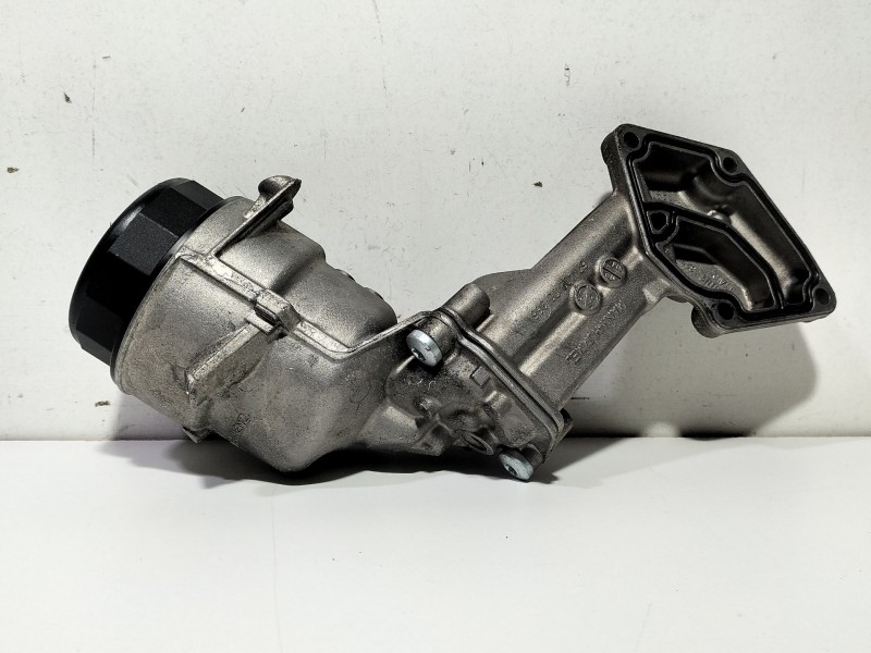 Recambio de soporte filtro aceite para mercedes-benz clase c (w204) c 320 cdi (204.022) referencia OEM IAM A6421800010  