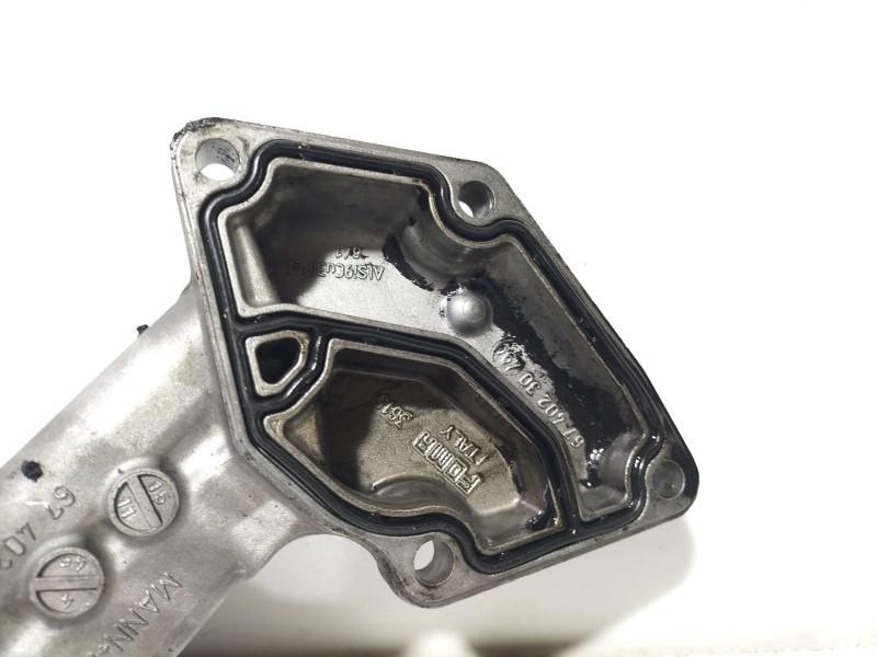 Recambio de soporte filtro aceite para mercedes-benz clase s (w221) berlina 320 / 350 cdi (221.022) referencia OEM IAM A64218014