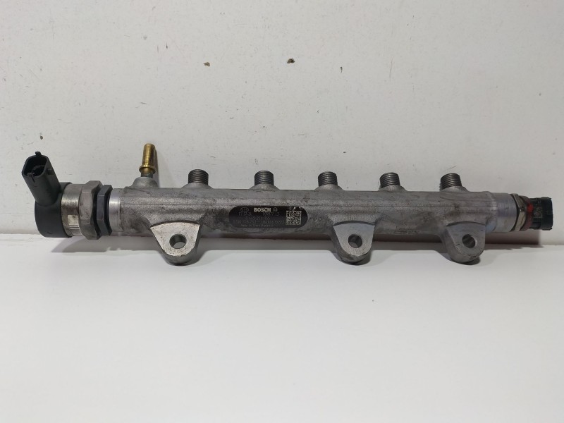 Recambio de rampa inyectora para renault laguna iii (bt0/1) 2.0 dci (bt07, bt0j, bt14, bt1a, bt1s) referencia OEM IAM 0445214155