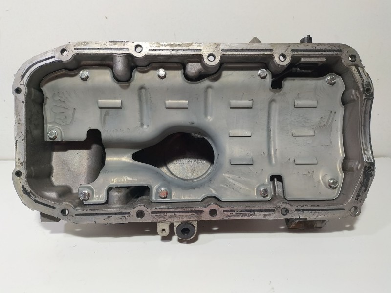 Recambio de carter para opel zafira b 1.9 cdti referencia OEM IAM 55194355  