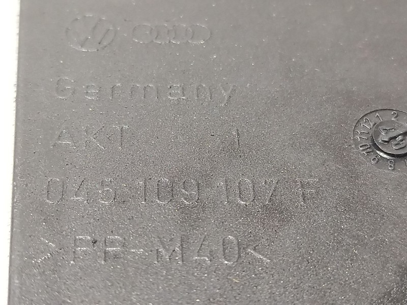 Recambio de tapa distribucion para volkswagen golf iv (1j1) 1.9 tdi referencia OEM IAM 045109107F  