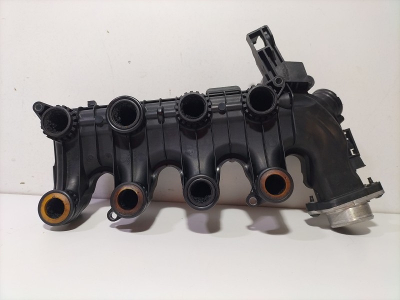 Recambio de colector admision para citroën xsara picasso 1.6 hdi 90 lx plus referencia OEM IAM 9684941780  