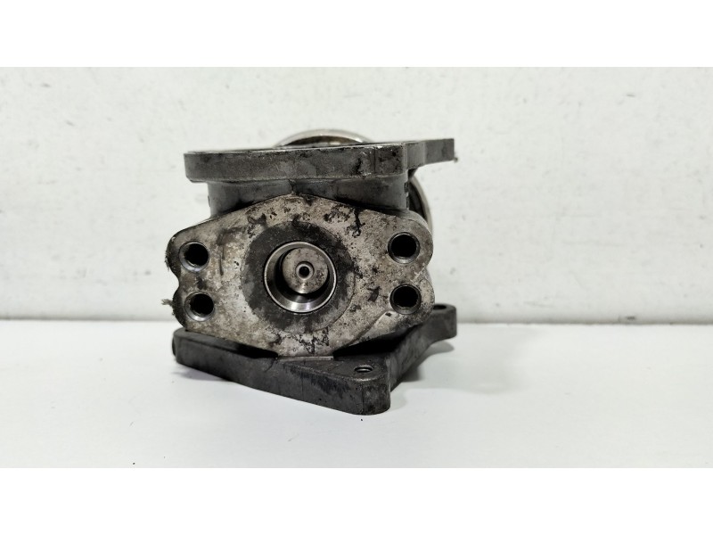 Recambio de valvula egr para volkswagen golf v (1k1) 2.0 tdi referencia OEM IAM 038129637D  
