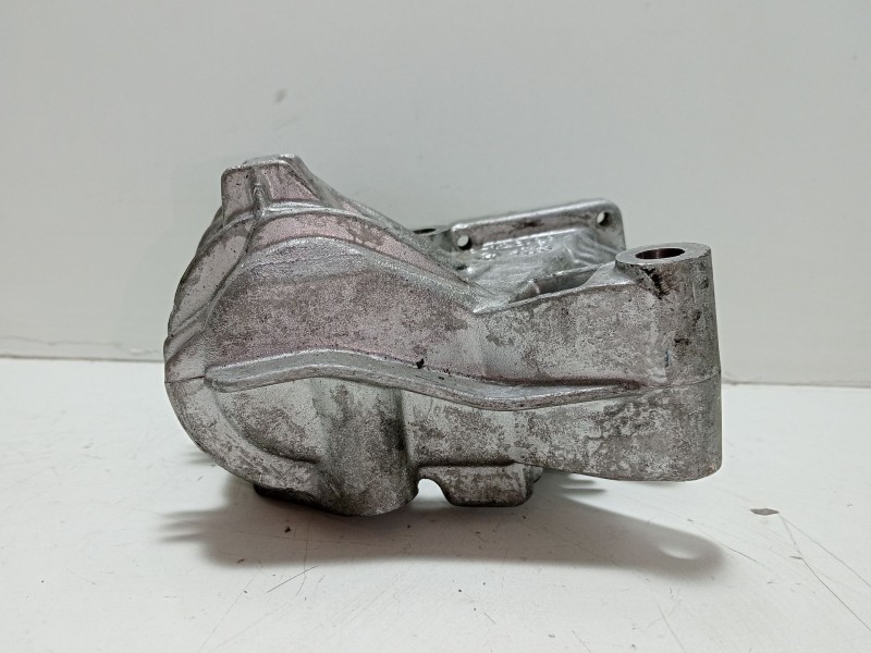 Recambio de valvula egr para renault scenic ii 1.9 dci diesel referencia OEM IAM 70007504  