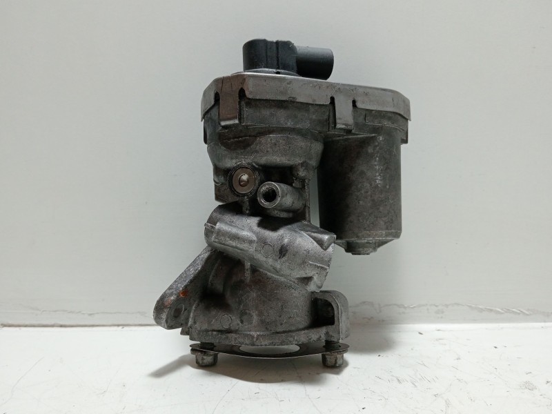 Recambio de valvula egr para ford transit caja abierta ´06 2.2 tdci cat referencia OEM IAM 8C1Q9D475BA  