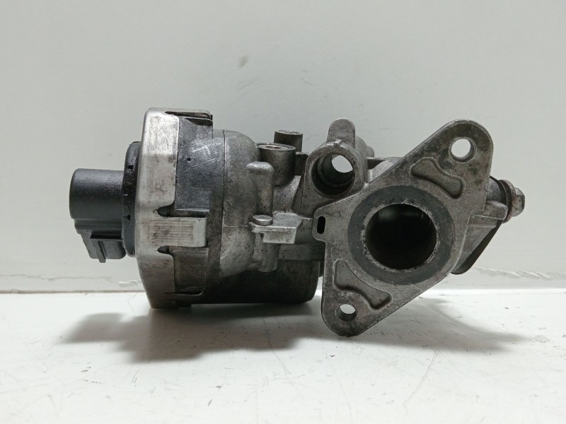 Recambio de valvula egr para ford transit caja abierta ´06 2.2 tdci cat referencia OEM IAM 8C1Q9D475BA  