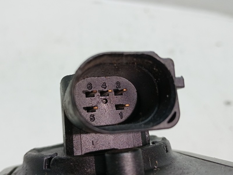 Recambio de valvula egr para ford transit caja abierta ´06 2.2 tdci cat referencia OEM IAM 8C1Q9D475BA  