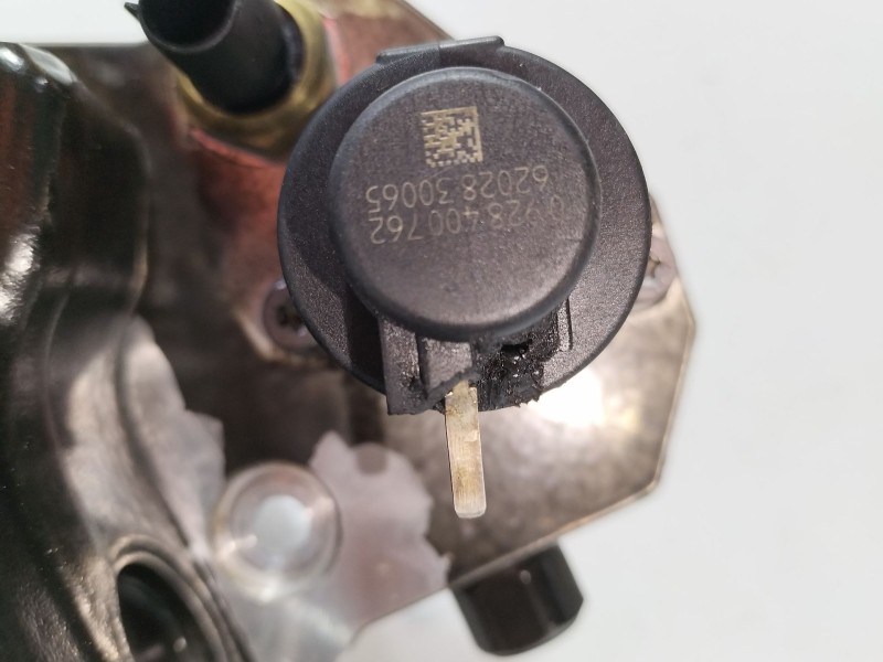 Recambio de bomba inyeccion para mercedes-benz clase e (w212) e 350 (212.059) referencia OEM IAM A6420701201  