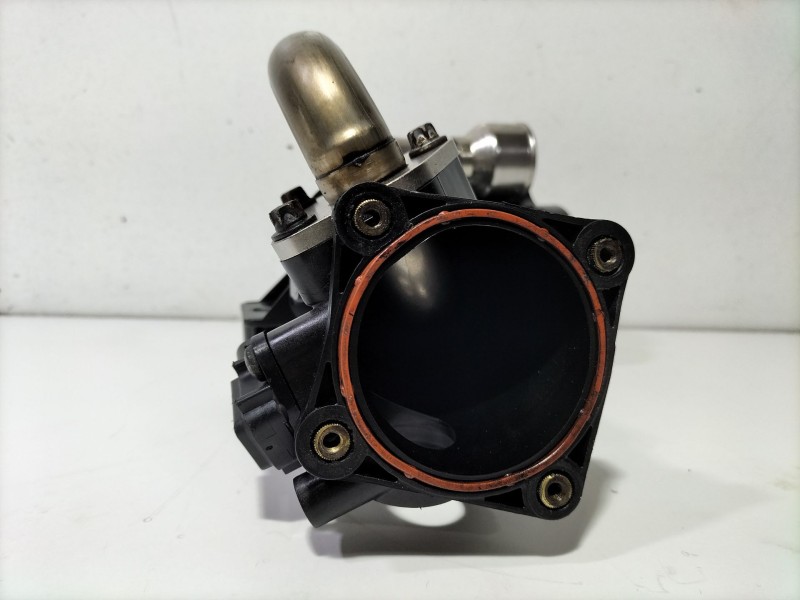 Recambio de tubo para mercedes-benz clase r (w251) 3.0 cdi cat referencia OEM IAM A6420901037  