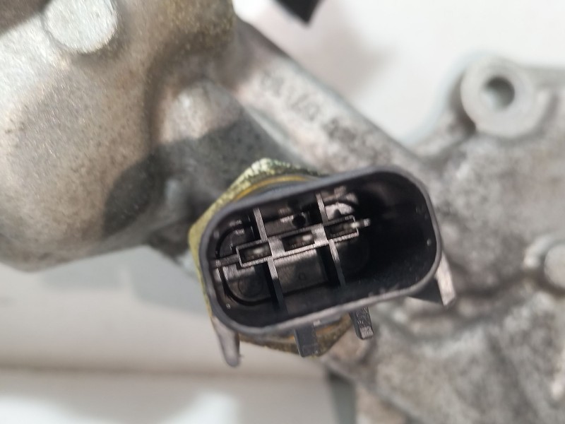 Recambio de soporte filtro aceite para mercedes-benz clase c (w204) c 320 cdi (204.022) referencia OEM IAM A6421800710  