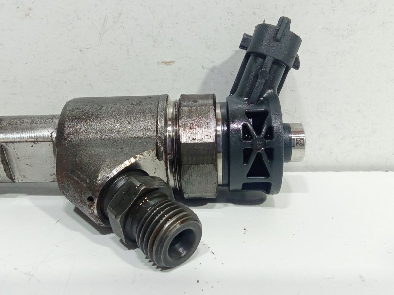 Recambio de inyector para opel vivaro c furgoneta (k0) 1.5 referencia OEM IAM 9828959880  