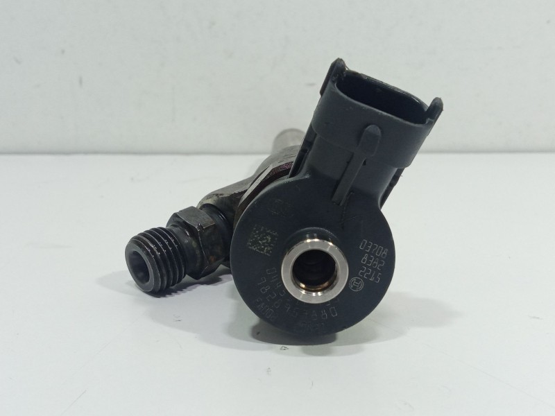 Recambio de inyector para opel vivaro c furgoneta (k0) 1.5 referencia OEM IAM 9828959880  