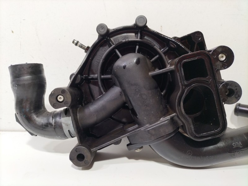 Recambio de bomba agua para mercedes-benz clase c (w204) c 220 cdi (204.008) referencia OEM IAM A6512006301  