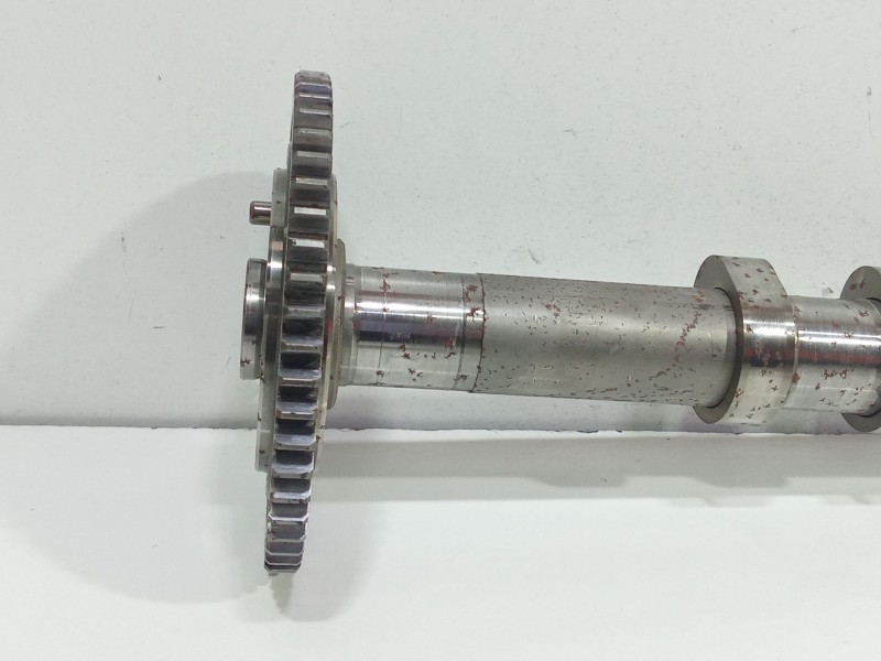 Recambio de arbol de levas para mercedes-benz clase e (w211) e 320 cdi 4-matic (211.089) referencia OEM IAM A64226  