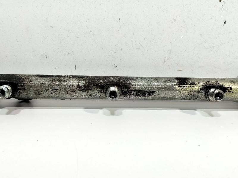 Recambio de rampa inyectora para mercedes-benz sprinter 02.00  caja cerrada 311 cdi (903.661-662) referencia OEM IAM 0445214064 