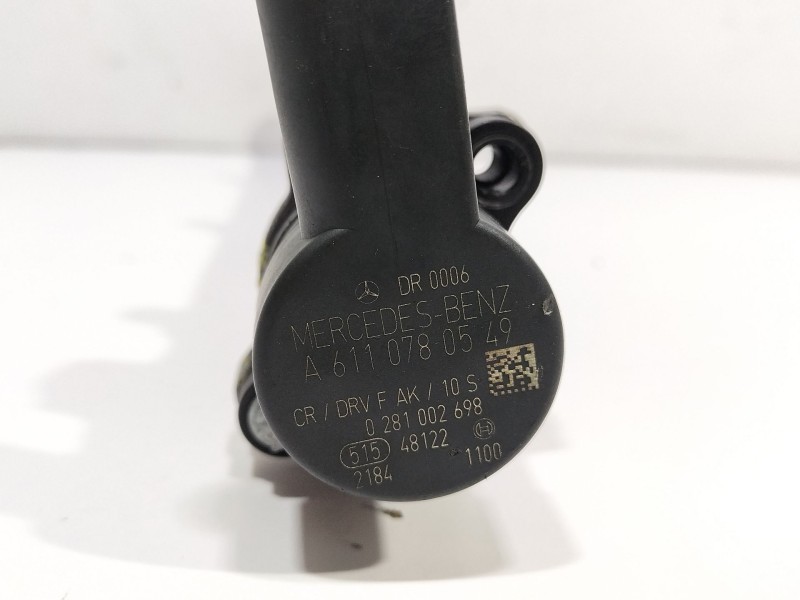 Recambio de rampa inyectora para mercedes-benz sprinter 02.00  caja cerrada 311 cdi (903.661-662) referencia OEM IAM 0445214064 