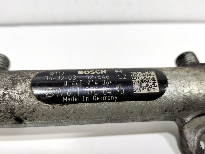 Recambio de rampa inyectora para mercedes-benz sprinter 02.00  caja cerrada 311 cdi (903.661-662) referencia OEM IAM 0445214064 