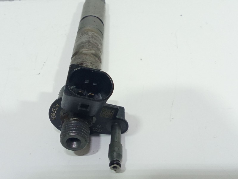 Recambio de inyector para bmw serie 3 berlina (e90) 320d referencia OEM IAM 779787705  