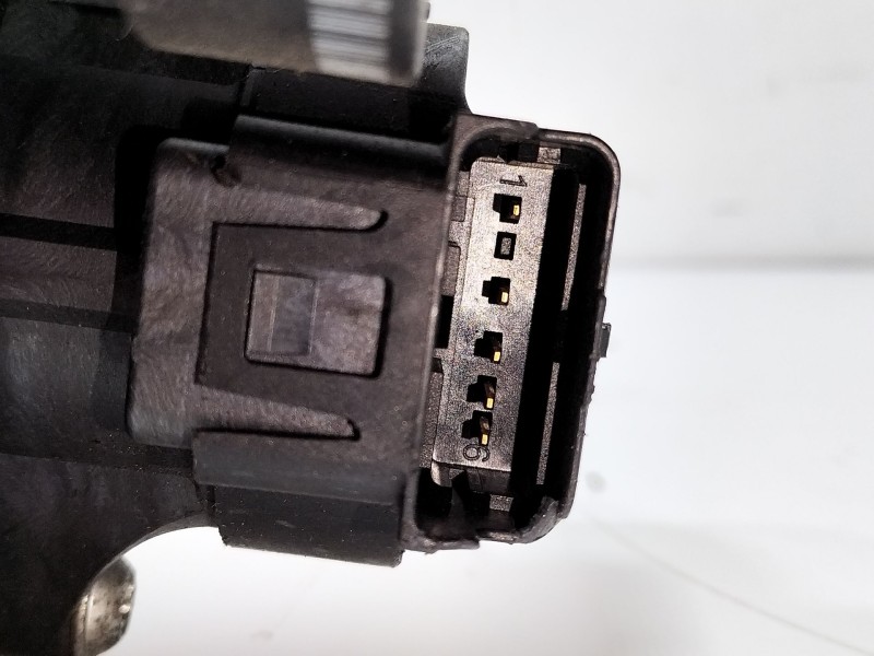 Recambio de caja mariposa para mazda 3 (bk) 1.6 mz-cd referencia OEM IAM 9655971880  