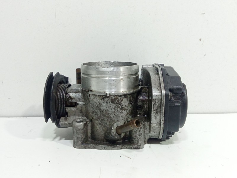 Recambio de caja mariposa para audi a3 (8l1) 1.6 referencia OEM IAM 06A133064J  