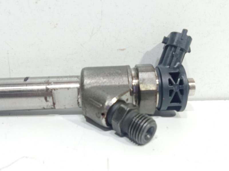 Recambio de inyector para opel vivaro c furgoneta (k0) 1.5 referencia OEM IAM 9828959880  