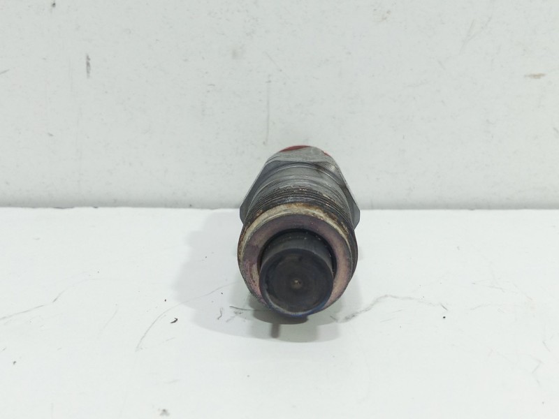 Recambio de inyector para nissan terrano ii (r20) 2.7 td 4wd referencia OEM IAM 0050T  