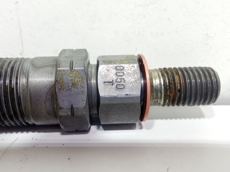 Recambio de inyector para nissan terrano ii (r20) 2.7 td 4wd referencia OEM IAM 0050T  