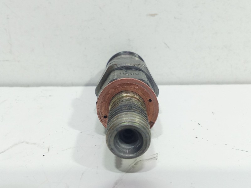 Recambio de inyector para nissan terrano ii (r20) 2.7 td 4wd referencia OEM IAM 0050T  