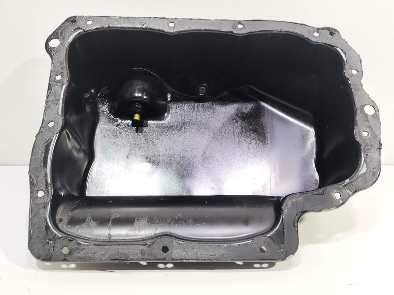 Recambio de carter para mercedes-benz clase e (w212) e 300 cdi (212.020) referencia OEM IAM A6420100728  