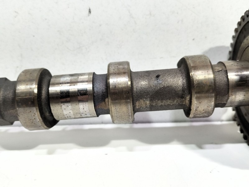 Recambio de arbol de levas para ssangyong kyron 2.7 xdi 4x4 referencia OEM IAM R6120510101  