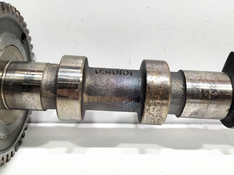 Recambio de arbol de levas para ssangyong kyron 2.7 xdi 4x4 referencia OEM IAM R6120510101  