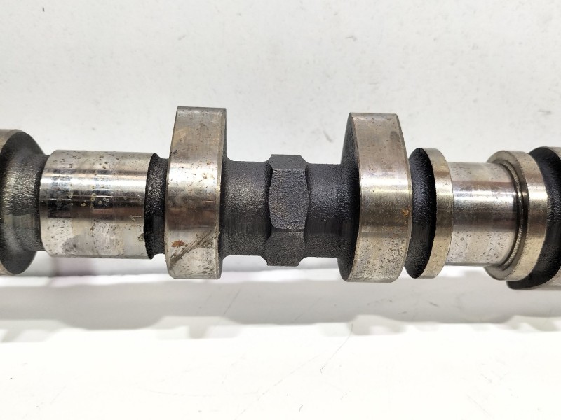 Recambio de arbol de levas para ssangyong kyron 2.7 xdi 4x4 referencia OEM IAM R6120510101  