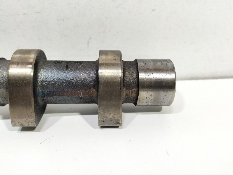 Recambio de arbol de levas para ssangyong kyron 2.7 xdi 4x4 referencia OEM IAM R6120510101  