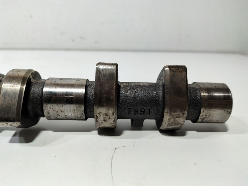 Recambio de arbol de levas para mercedes-benz vito (w639) basic, combi 111 cdi compacto (639.601) referencia OEM IAM R6110510001