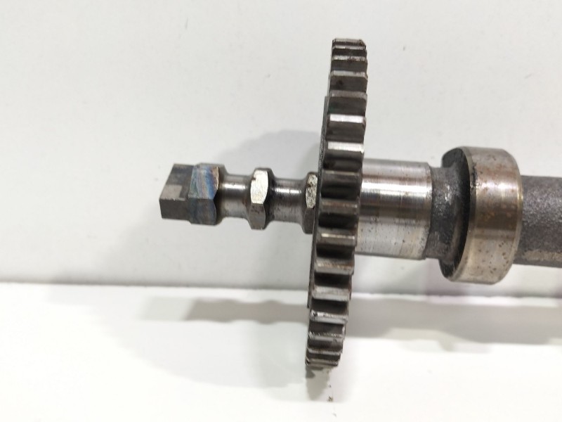 Recambio de arbol de levas para mercedes-benz vito autobús (w638) 108 cdi 2.2 (638.194) referencia OEM IAM R6110510101  