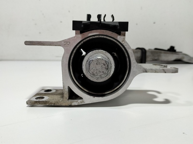 Recambio de brazo suspension inferior delantero derecho para mercedes-benz clase b sports tourer (w246, w242) b 180 cdi (246.200