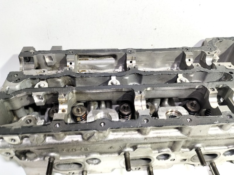 Recambio de culata para mercedes-benz clase c (w204) c 300 cdi 4-matic (204.092) referencia OEM IAM A6420104206  