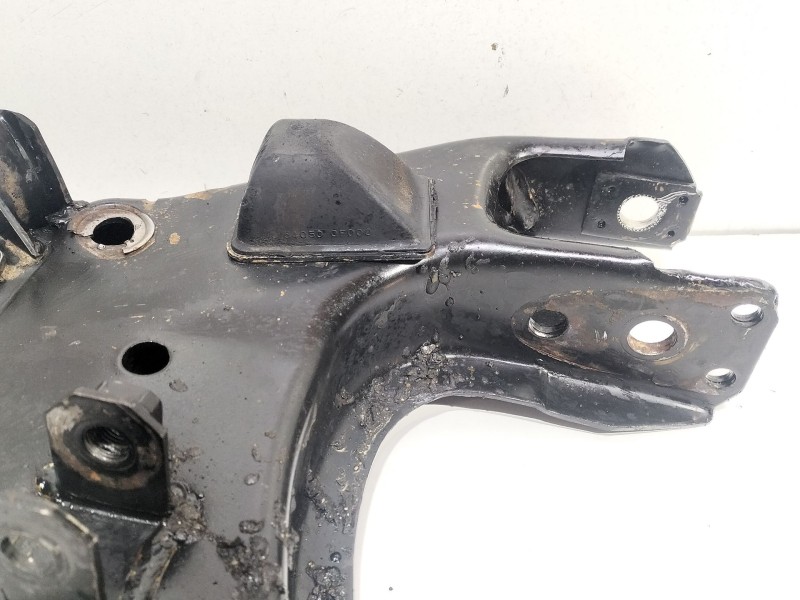 Recambio de brazo suspension inferior delantero izquierdo para nissan terrano ii (r20) 2.7 tdi 4wd referencia OEM IAM TERRANO II