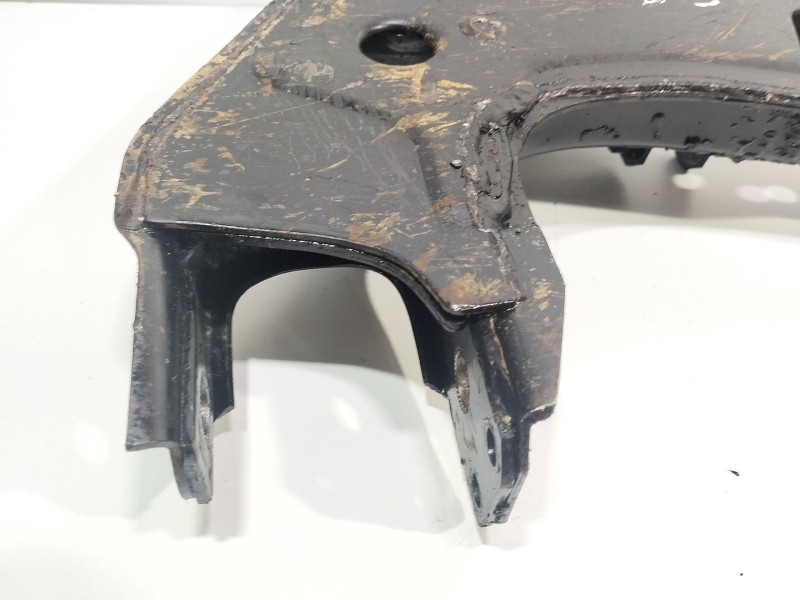 Recambio de brazo suspension inferior delantero izquierdo para nissan terrano ii (r20) 2.7 tdi 4wd referencia OEM IAM TERRANO II