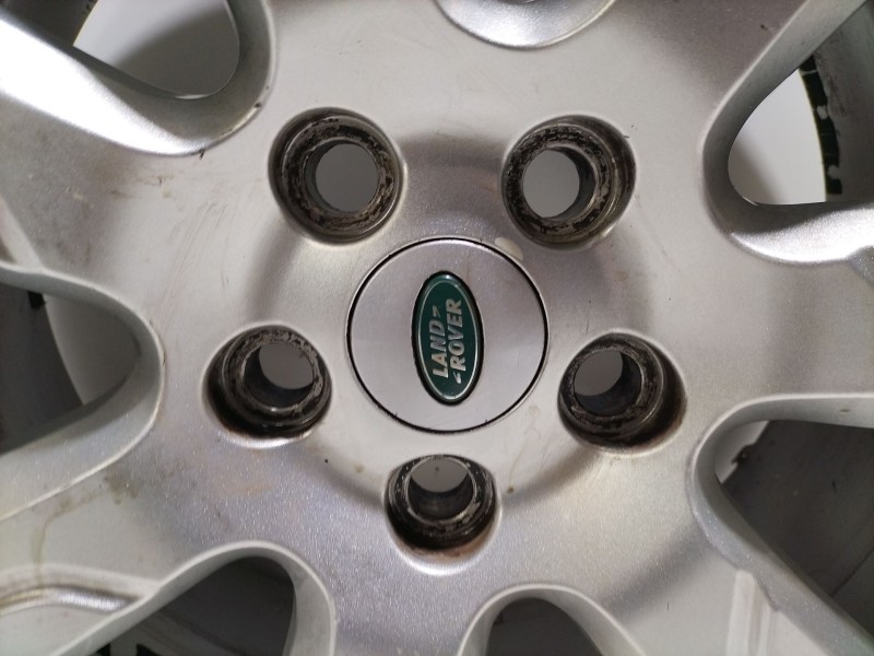 Recambio de llanta para land rover discovery 4 3.0 td v6 cat referencia OEM IAM DH221007AAW  