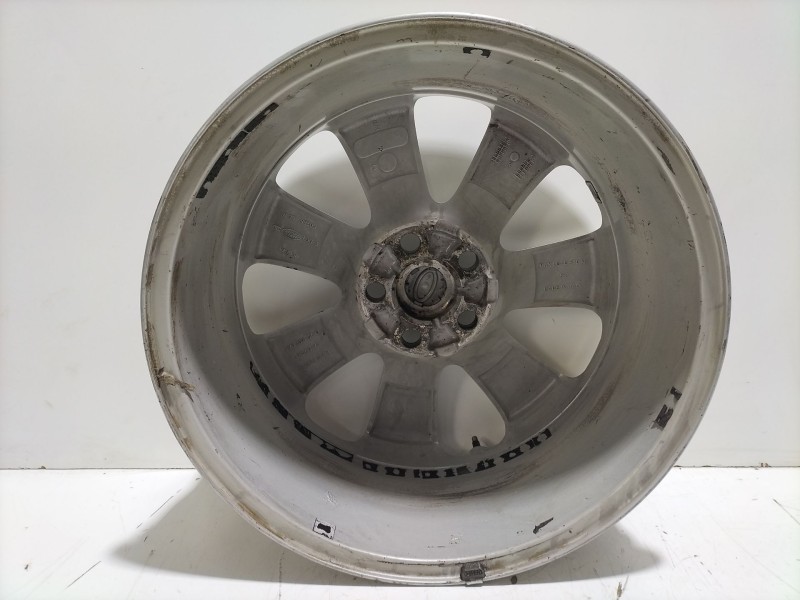 Recambio de llanta para land rover discovery 4 3.0 td v6 cat referencia OEM IAM DH221007AAW  