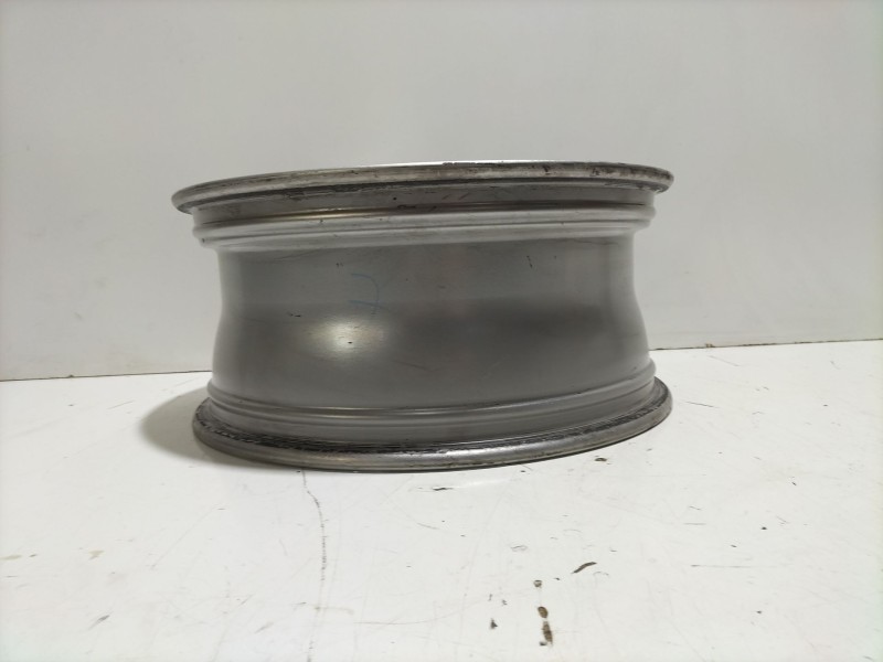 Recambio de llanta para land rover discovery 4 3.0 td v6 cat referencia OEM IAM DH221007AAW  