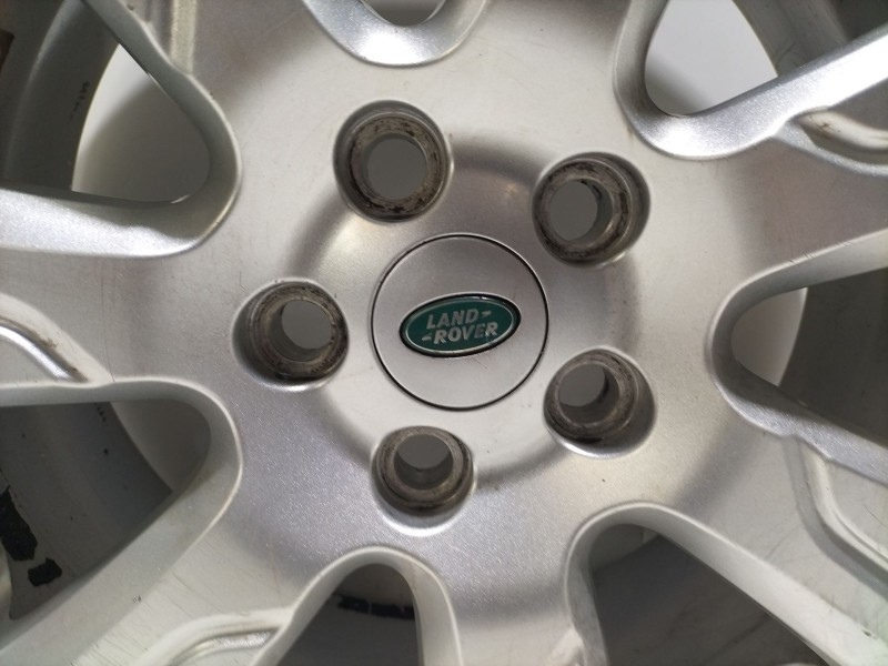 Recambio de llanta para land rover discovery 4 3.0 td v6 cat referencia OEM IAM DH221007AAW  