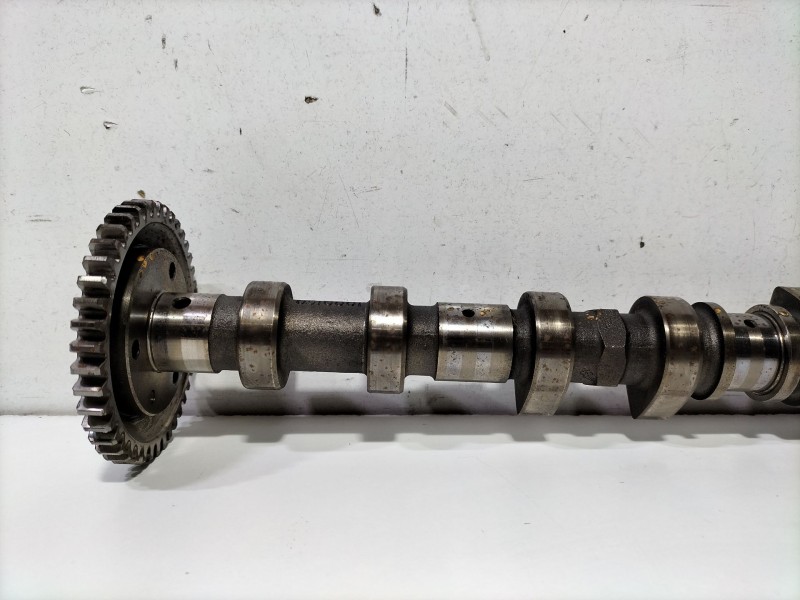 Recambio de arbol de levas para ssangyong kyron 2.7 xdi 4x4 referencia OEM IAM R6120510001  