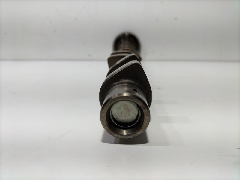 Recambio de arbol de levas para ssangyong kyron 2.7 xdi 4x4 referencia OEM IAM R6120510001  